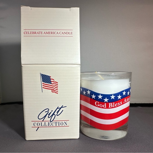 Avon - Celebrate America Candle - Picture 2 of 4